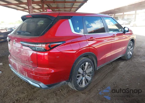 2025 Mitsubishi Outlander Se 2.5 2Wd from USA, damaged, VIN JA4J3VA8XSZ029835